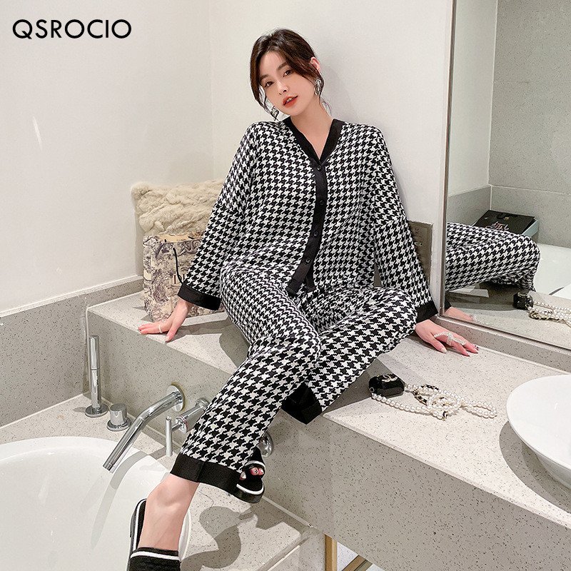 QSROCIO-Women-s-Pajamas-Set-V-Neck-Design-Luxury-Cross-Letter-Print-Sleepwear-Silk-Like-Home-4